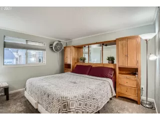 Photo #6: 21156124 Listing