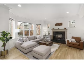 Photo #2: 21156168 Listing 