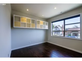 Photo #1: 21156759 Listing 