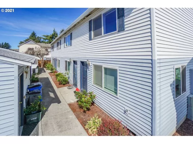 MLS: 21156861 Condo For Sale