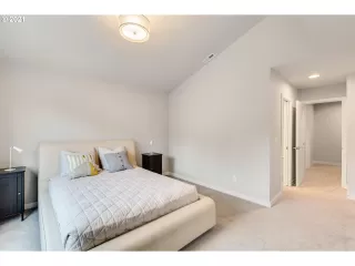 Photo #4: 21157033 Listing