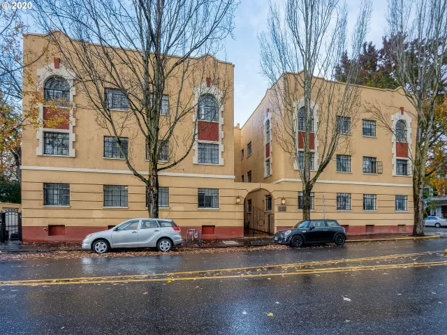 MLS: 21157204 Condo For Sale