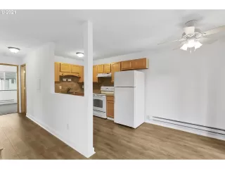 Photo #2: 21158254 Listing