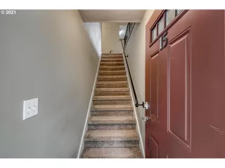 Photo #1: 21158285 Listing 