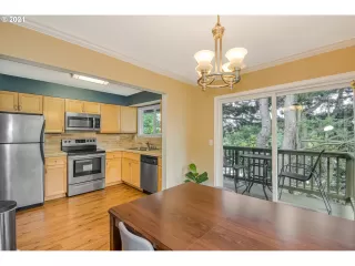 Photo #6: 21158285 Listing 