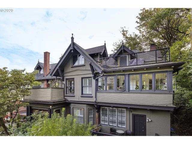 MLS: 21158878 Condo For Sale