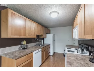 Photo #1: 21158976 Listing