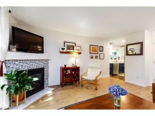 Photo #1: 21160683 Listing