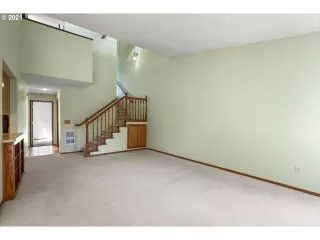 Photo #6: 21161430 Listing