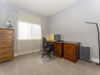 Photo #4: 21161454 Listing