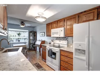 Photo #1: 21162044 Listing