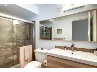 Photo #4: 21162044 Listing