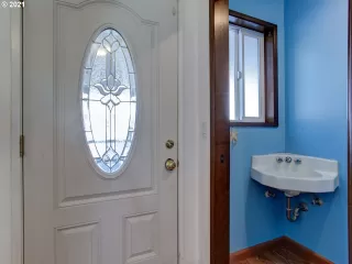 Photo #2: 21162188 Listing 