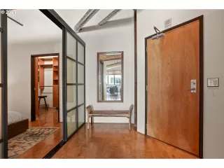 Photo #3: 21162249 Listing 