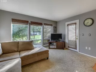 Photo #1: 21163127 Listing 