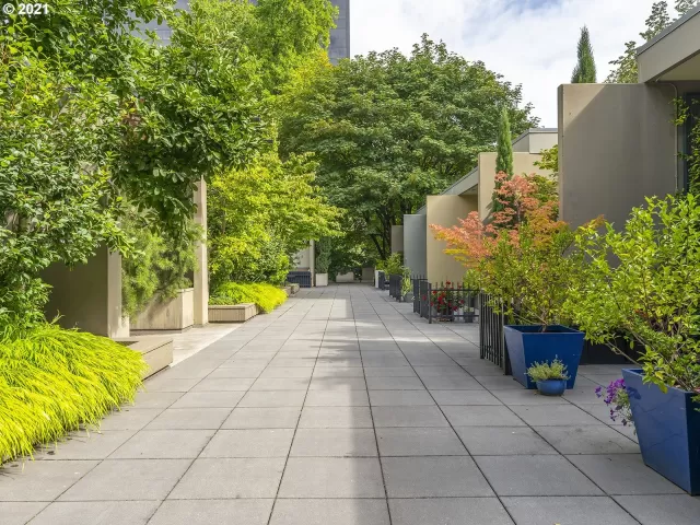 MLS: 21163419 Condo For Sale