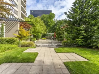 Photo #3: 21163419 Listing