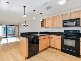 Photo #4: 21164008 Listing 