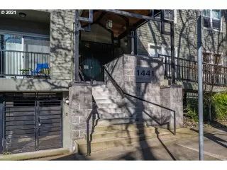 Photo #4: 21164896 Listing 