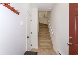 Photo #2: 21165207 Listing