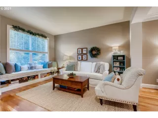 Photo #5: 21165478 Listing