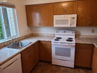 Photo #1: 21165668 Listing