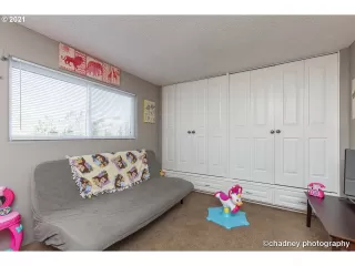 Photo #4: 21165827 Listing