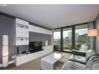 Photo #3: 21166831 Listing