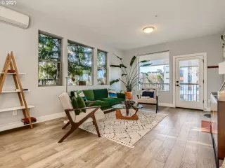 Photo #1: 21167228 Listing