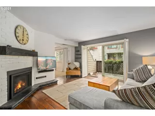 Photo #3: 21167864 Listing