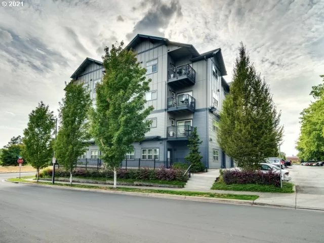 MLS: 21168116 Condo For Sale
