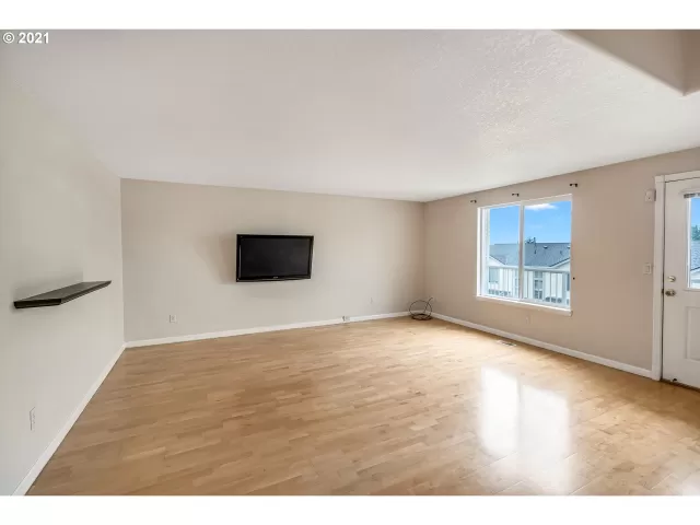 MLS: 21169013 Condo For Sale