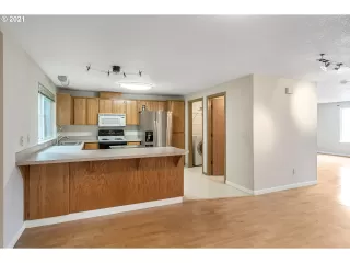 Photo #6: 21169013 Listing 