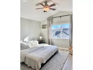 Photo #2: 21169296 Listing