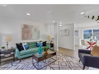 Photo #4: 21170356 Listing