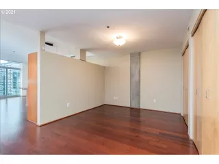 Photo #5: 21170808 Listing 