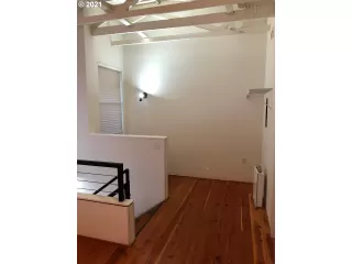 Photo #3: 21170822 Listing