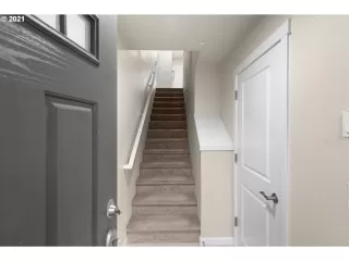 Photo #2: 21170857 Listing 