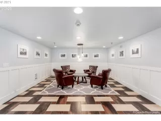 Photo #6: 21171485 Listing