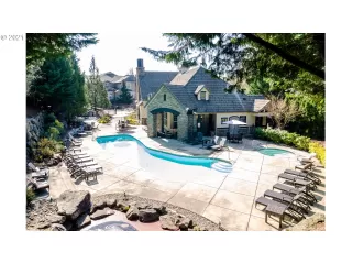 Photo #3: 21171563 Listing