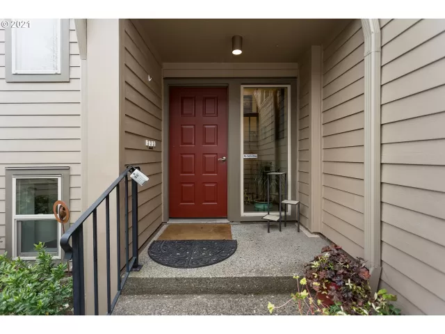 MLS: 21172271 Condo For Sale