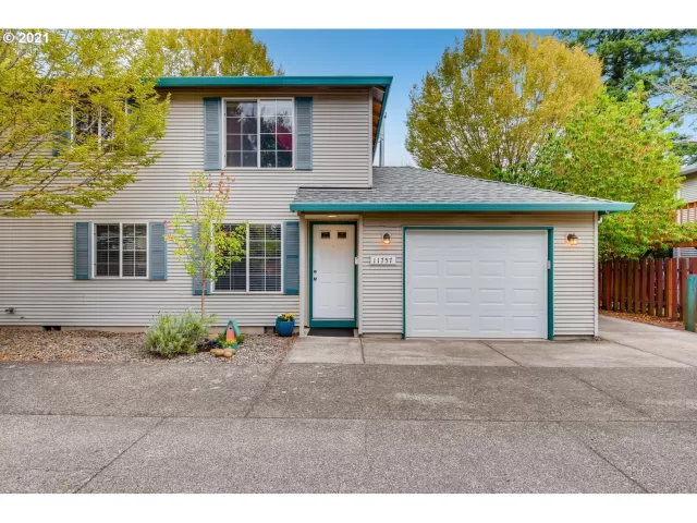MLS: 21173311 Condo For Sale