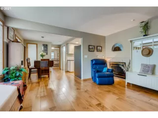 Photo #6: 21173311 Listing