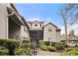 Photo #2: 21173504 Listing