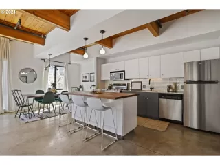 Photo #3: 21174521 Listing