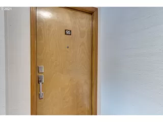 Photo #1: 21174657 Listing