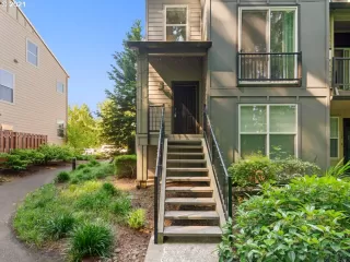 Photo #1: 21175213 Listing