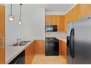 Photo #1: 21175618 Listing