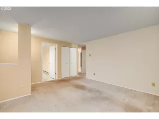 Photo #5: 21175874 Listing 