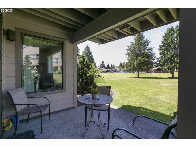 MLS: 21176049 Condo For Sale